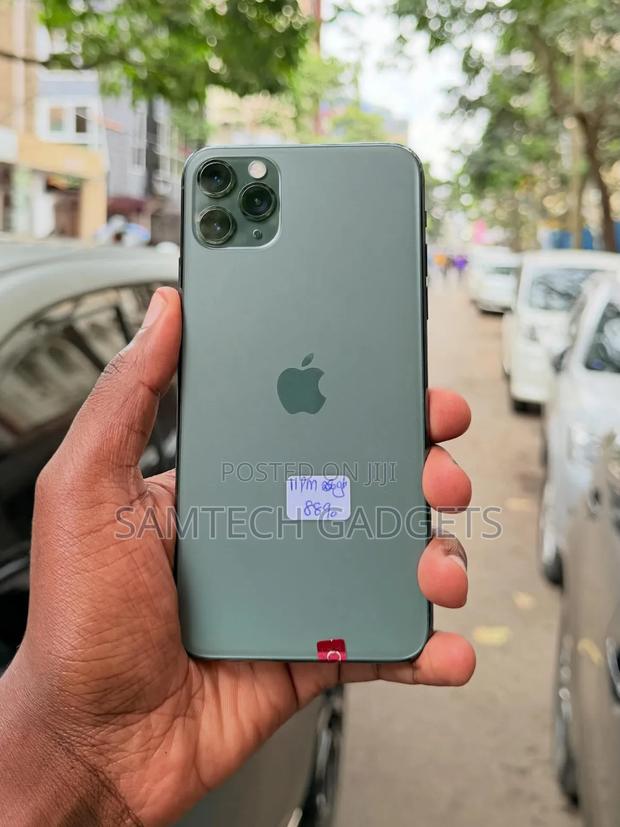 Apple iPhone 11 Pro Max 256 GB Green - thumbnail 2