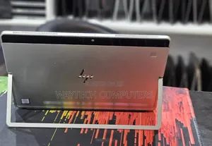 New Laptop HP Elite X2 1012 8GB Intel Core I7 SSD 256GB