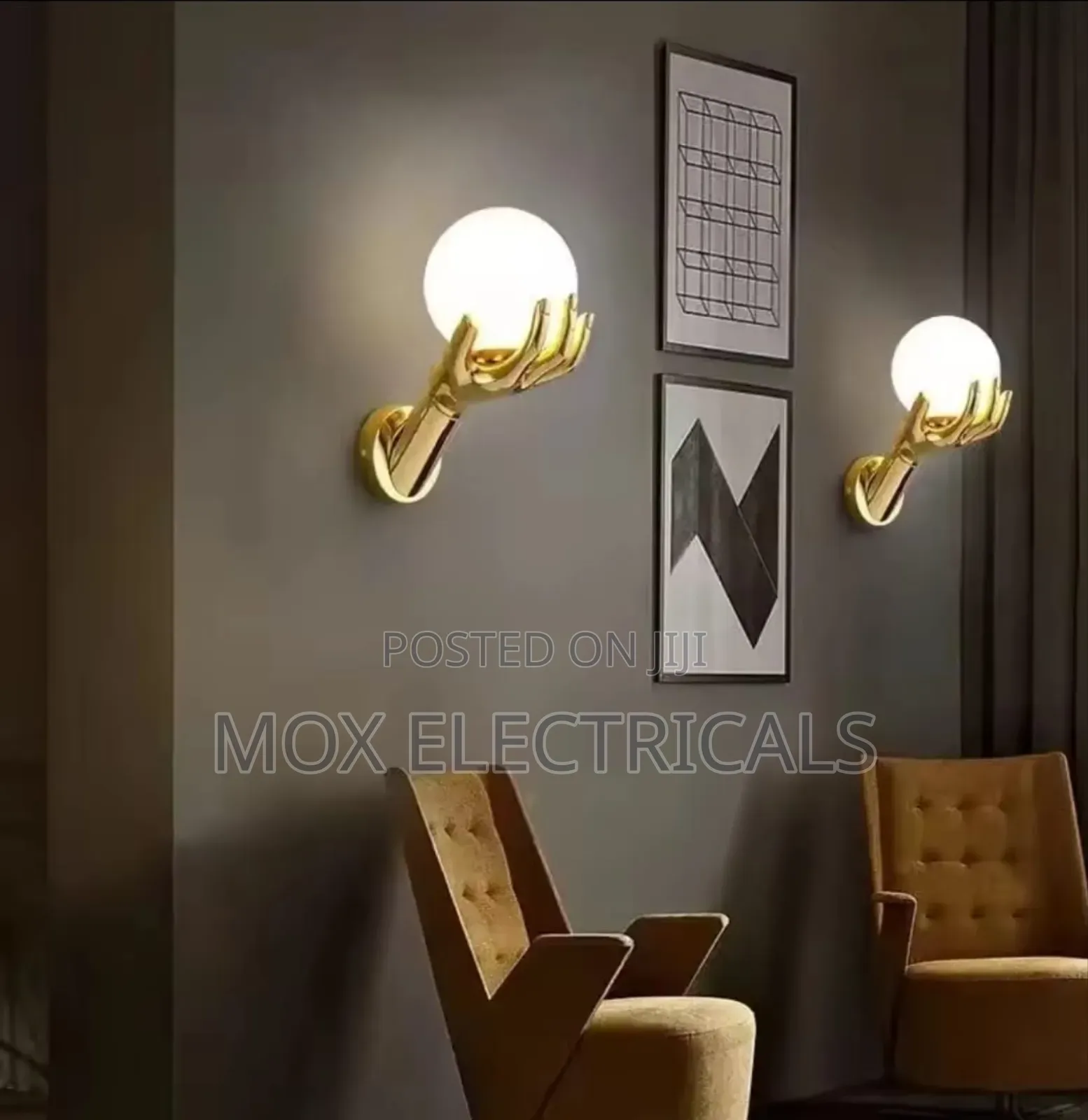 Modern Creative Hand-Palm Wall Lamp