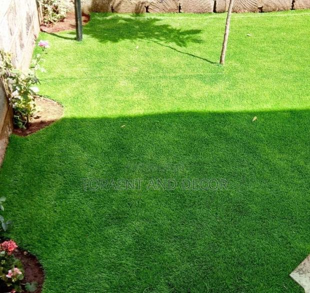 20mm Artificial Turf for Play Area, School and Backyard