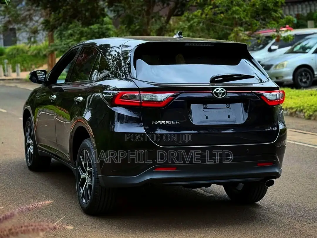 Toyota Harrier 2.0 Turbo 2019 Black