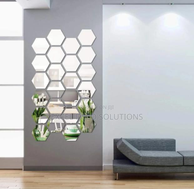 Premium Hexagon Mirrors for Stylish Trendy Homes