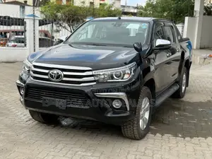 Toyota Hilux 2018 Black
