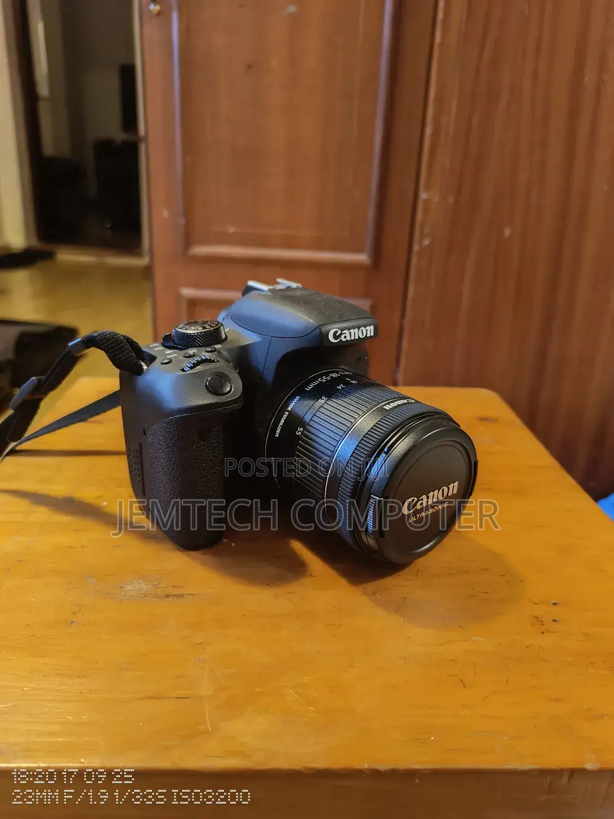 Canon Eos 800d Digital SLR With 18-55 Is STM Lens Black