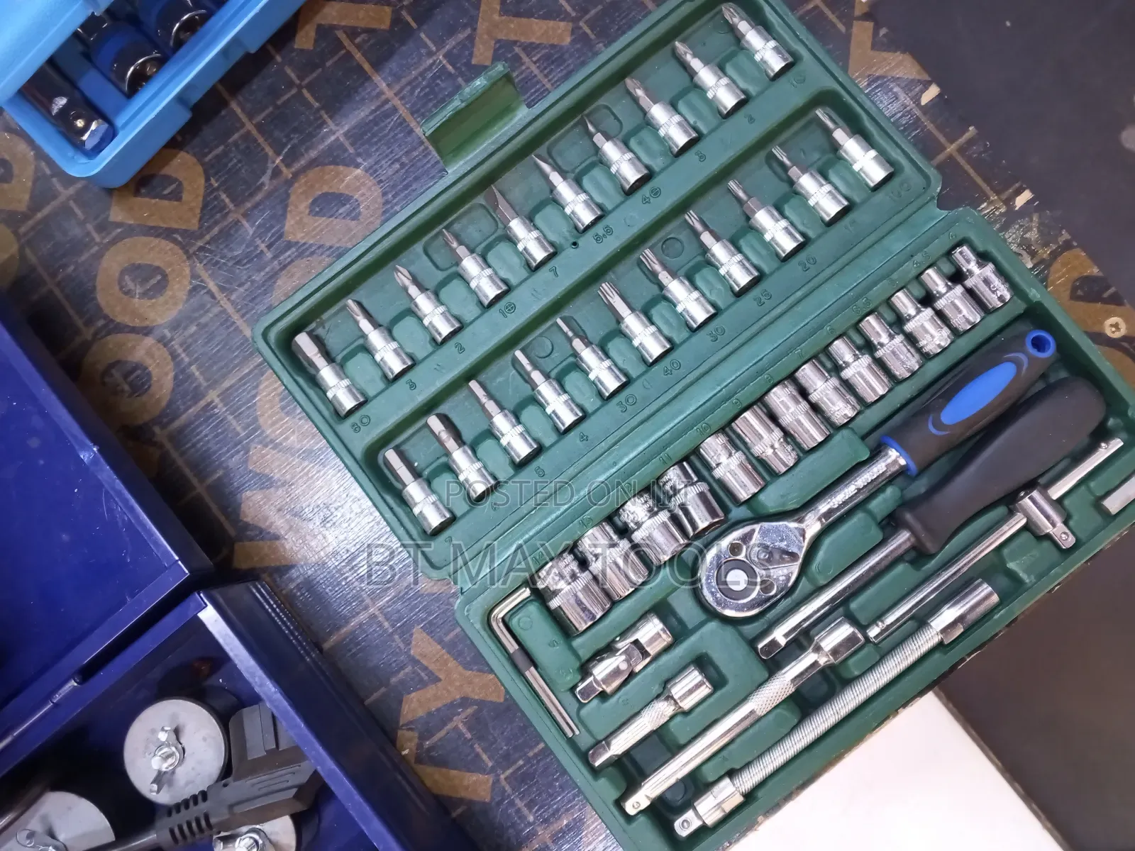 Affordable Socket Wrench/ Chrome Vanadium Socket Wrench