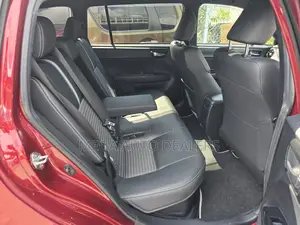 Toyota Corolla Fielder 2018 Red