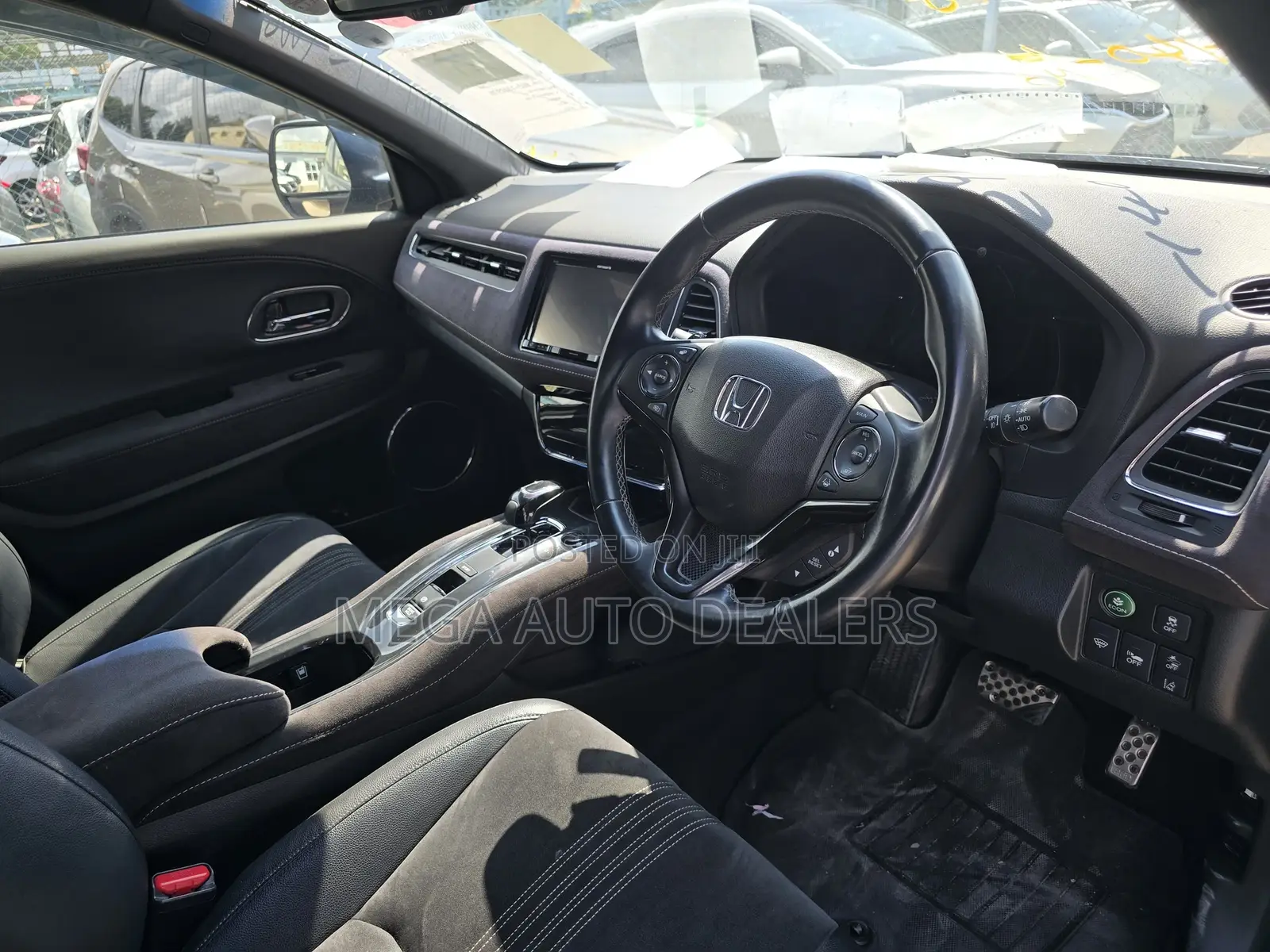 Honda Vezel 2018 Black