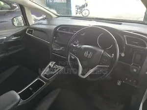 Honda Fit 2018 White