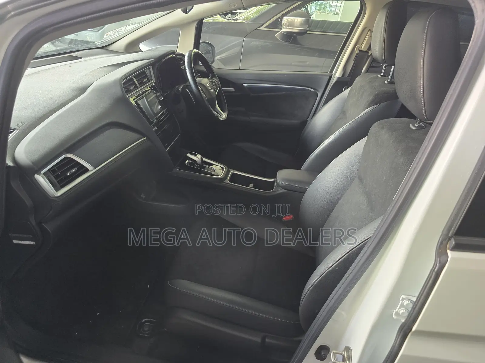 Honda Fit 2018 White