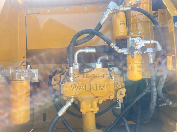 Cat 320d Excavator - thumbnail 6