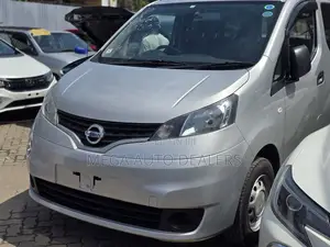 Nissan NV200 2018 Silver