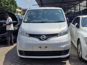 Nissan NV200 2018 Silver