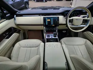 Land Rover Range Rover Vogue 2022 Silver