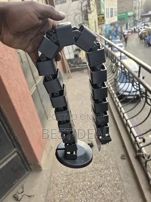 Vertebrae Cable Mangment