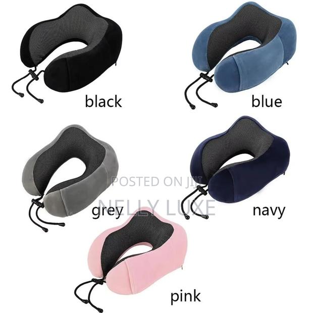 U Shaped Travelling Pillow - thumbnail 2