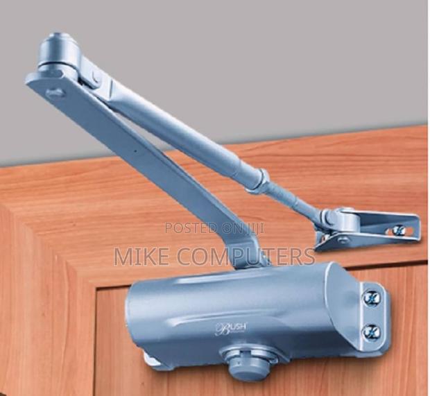 Heavy Duty Automatic Hydraulic Door - main view