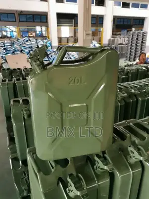 20l Military Grade Metal Petrol Jerrycan