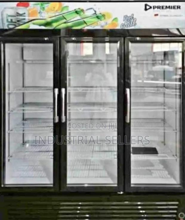 Premier Show Case Chiller /3door Display Chiller Available