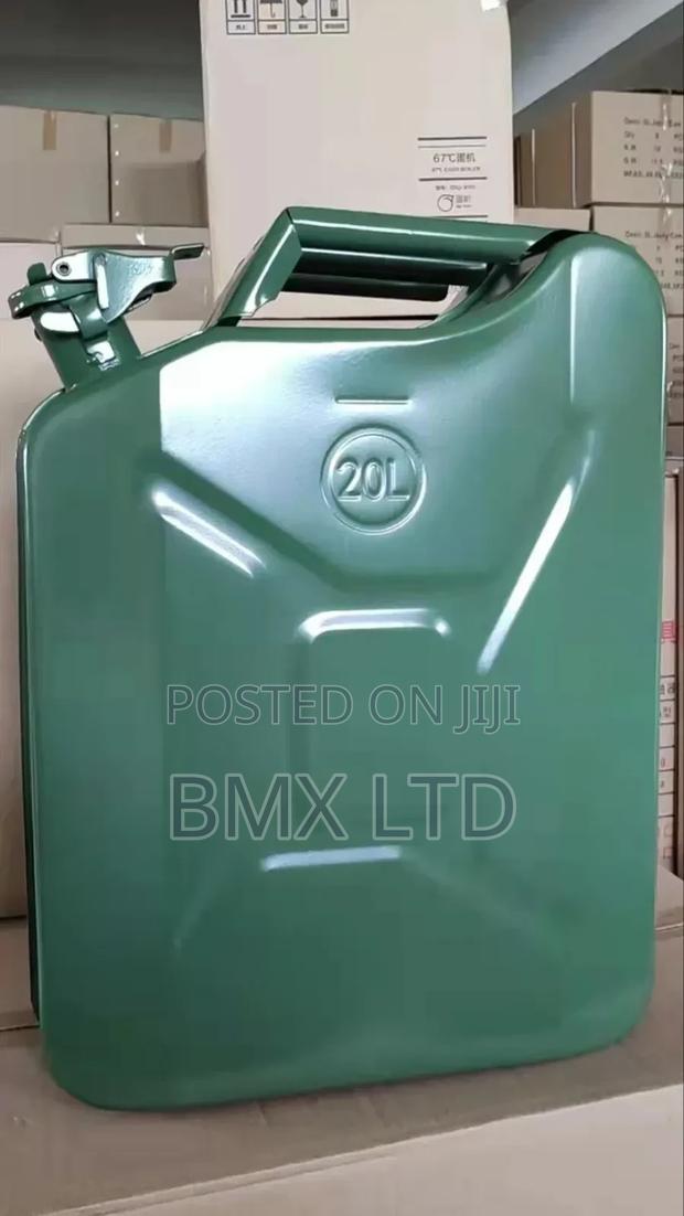 Rugged Steel Diesel Jerrycan 20l