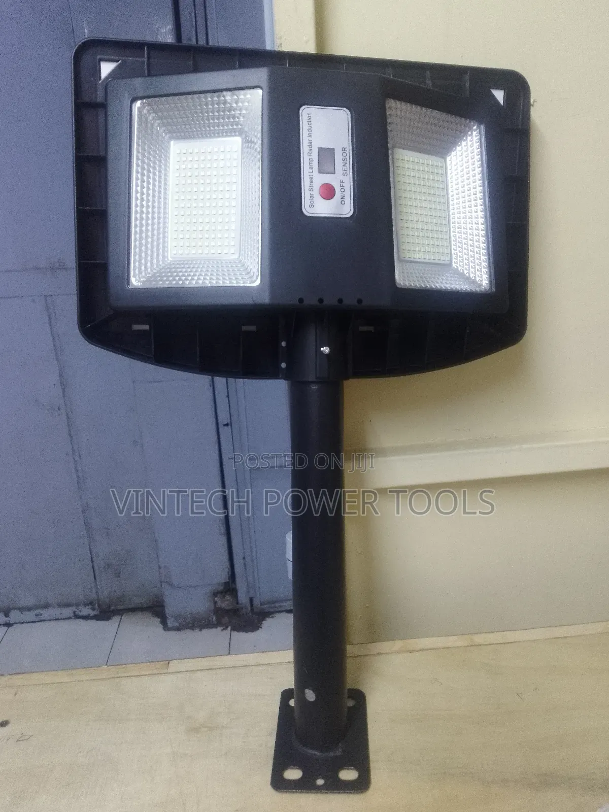 Solar Light300 Watts/Flood Light With Sensor
