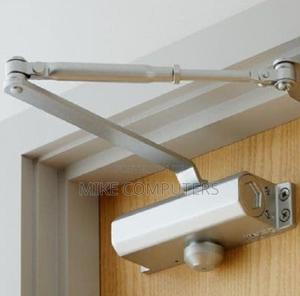 Hydraulic Door Closer – Easy Installation Design - main view
