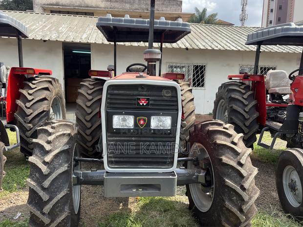 Mf 385 4wd Tractor - thumbnail 9
