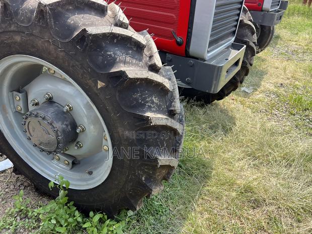 Mf 385 4wd Tractor - thumbnail 7