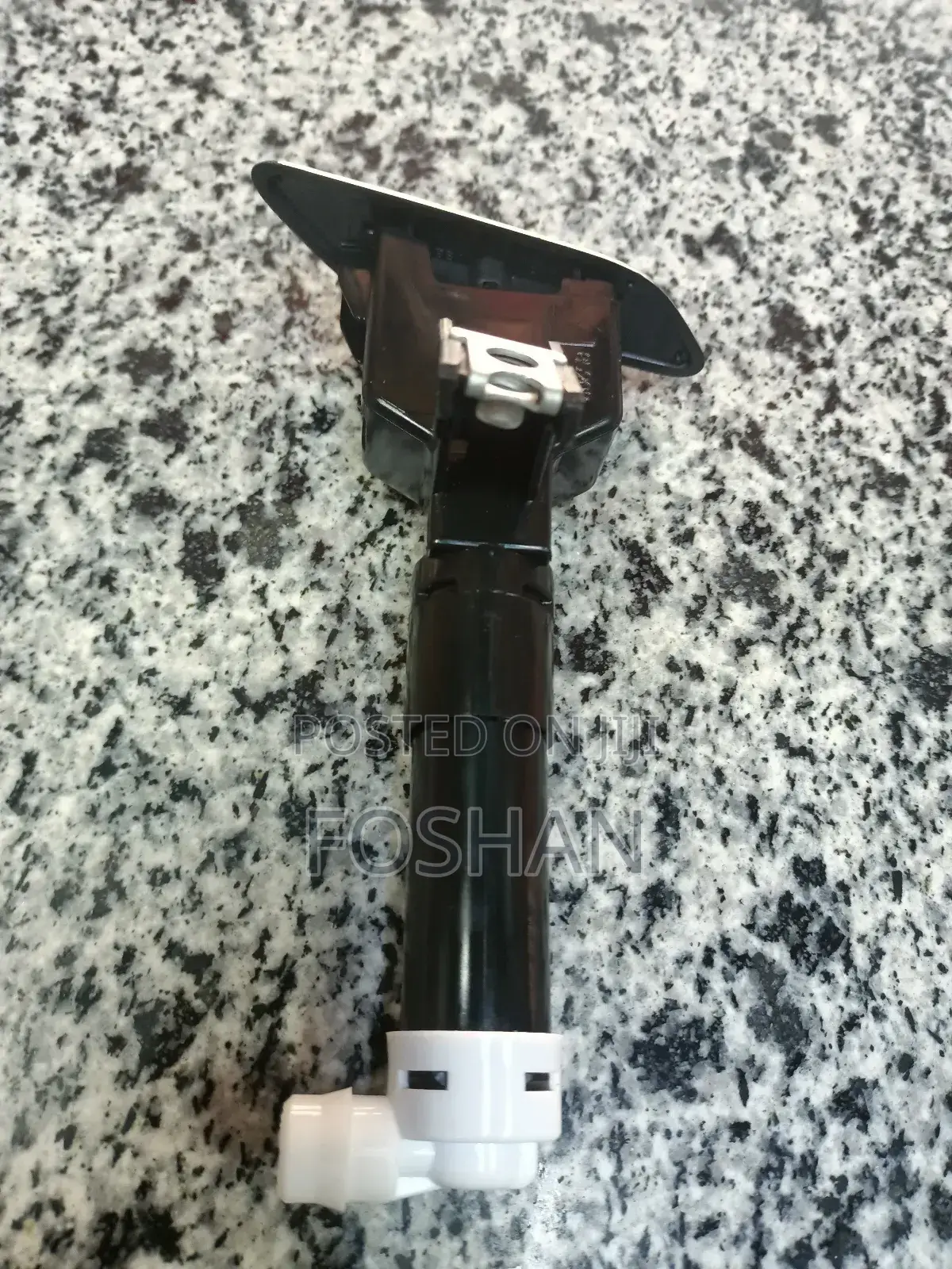 Prado 150 2010 Headlight Washer/Washer Jet