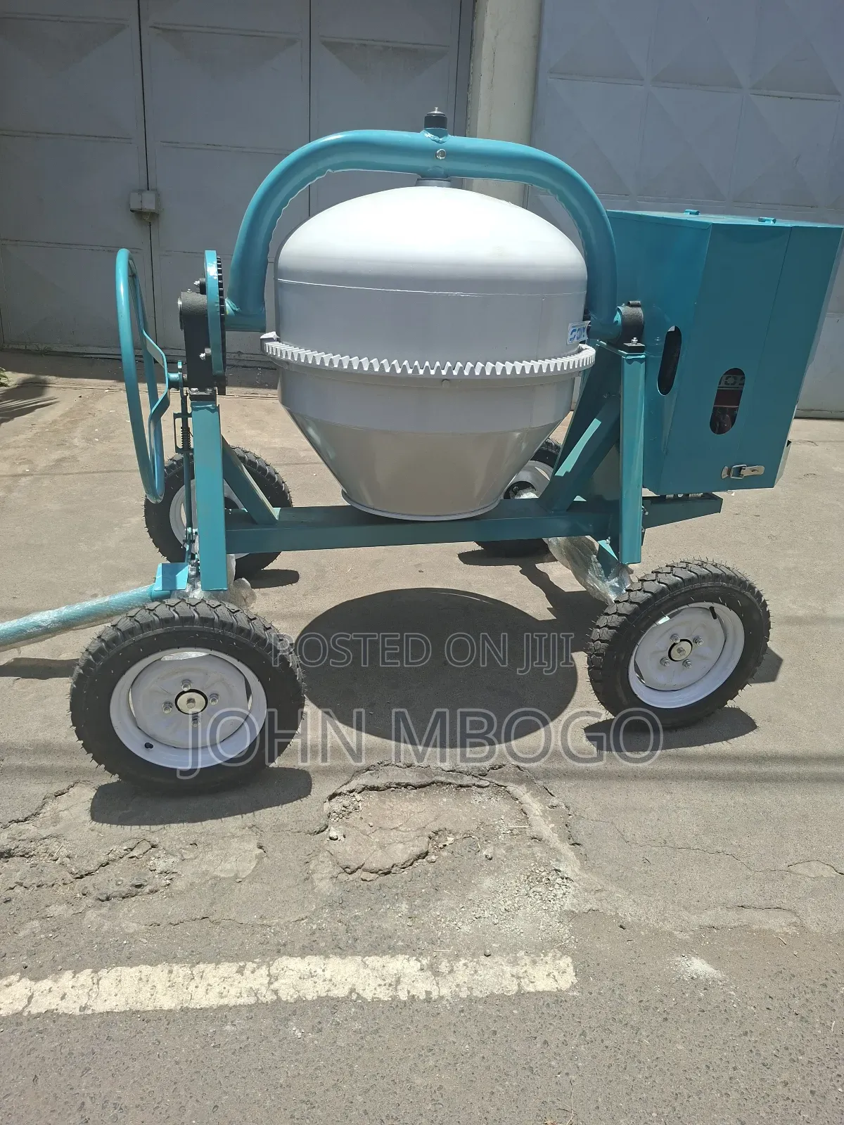 Aico Japan Concrete Mixer 400l.