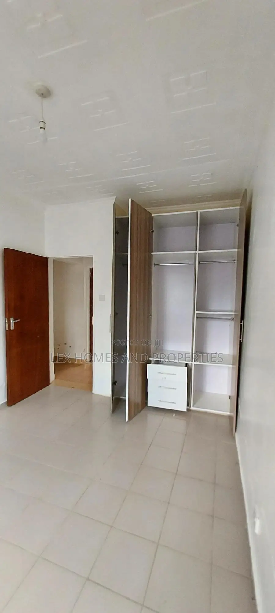 3bdrm Bungalow in Nkoroi for sale