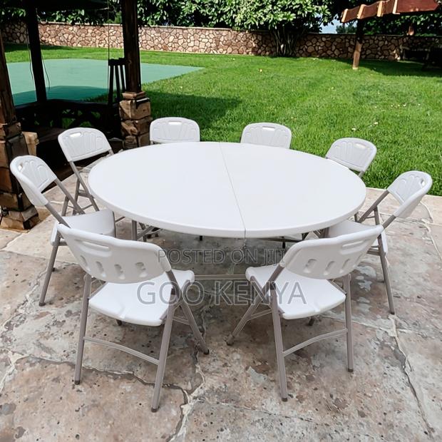 Outdoor Table; White Round Patio Dining Table for Outdoor Use - thumbnail 3