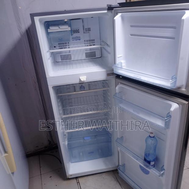 Hot Point Silver Double Door Fridge - thumbnail 2