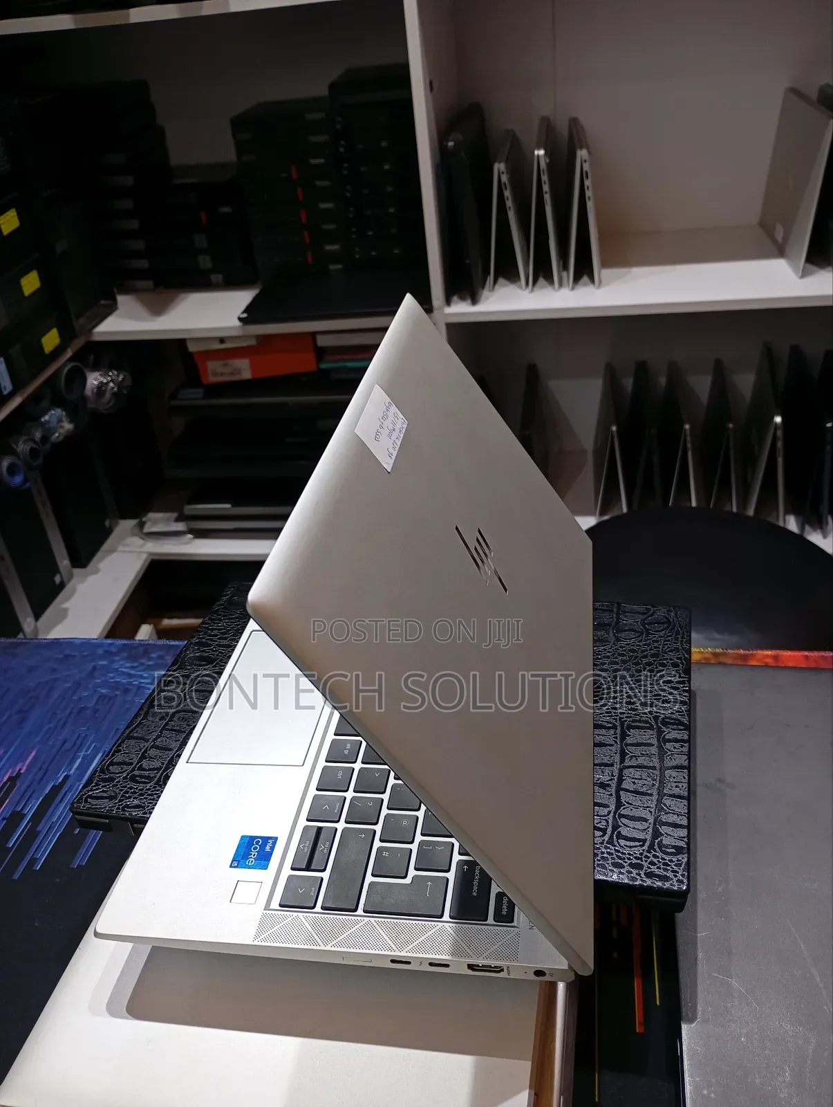 Laptop HP EliteBook 830 G8 8GB Intel Core I5 SSD 256GB