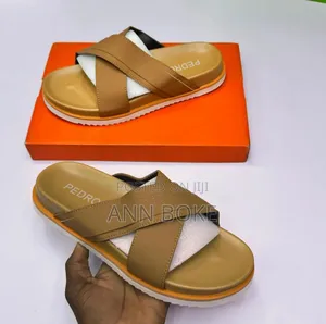 Pedro 40-45 
Pure Leather
Soft Inner Sole
Rubber Sole