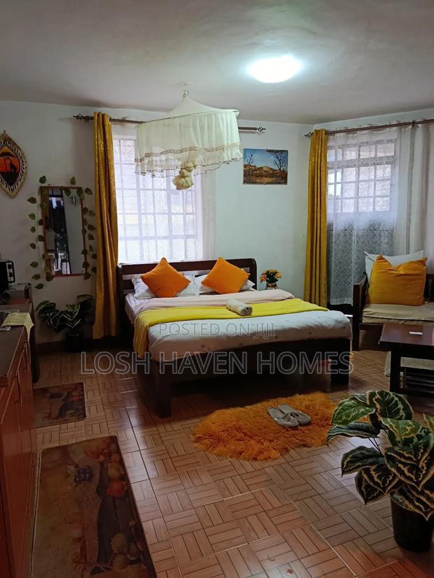 Executive Furnished Studio Near TRM Mall, Roysambu – Affordable - thumbnail 4