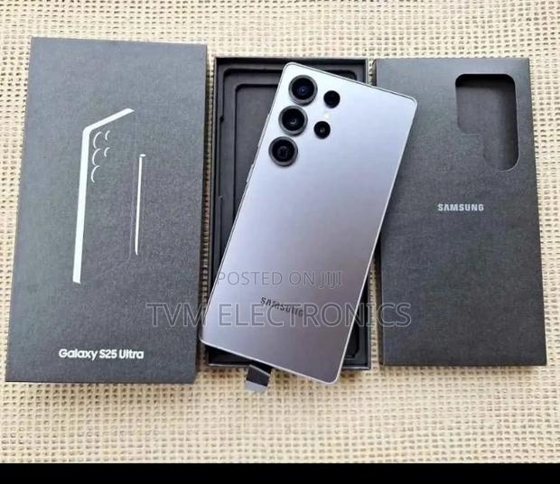 New Samsung Galaxy S25 Ultra 256 GB Black