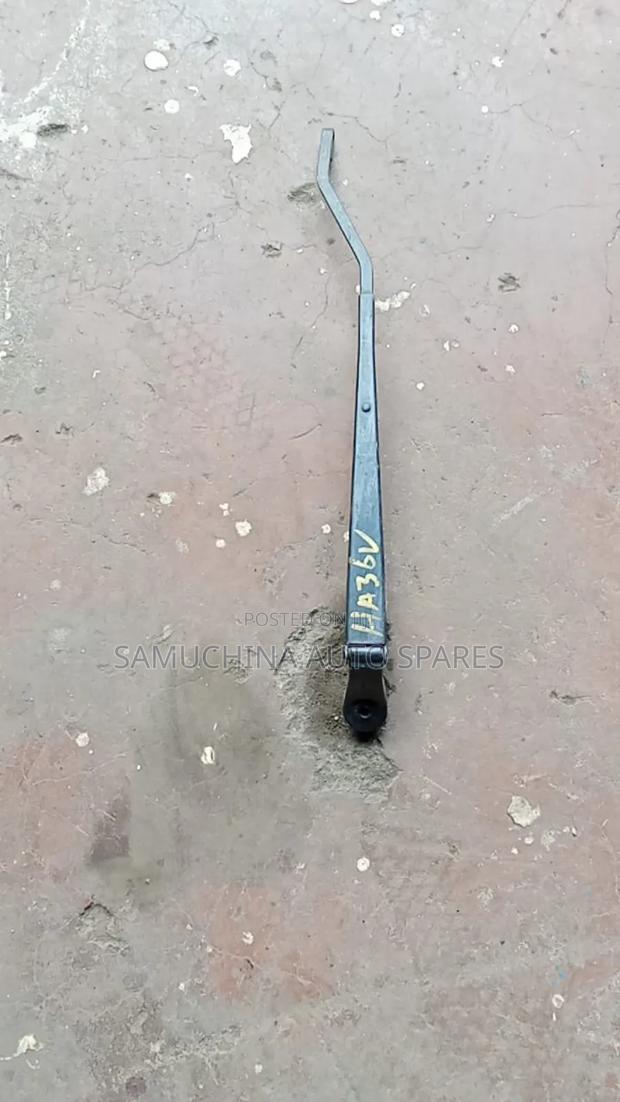 Front Wiper Arm Suzuki Alto