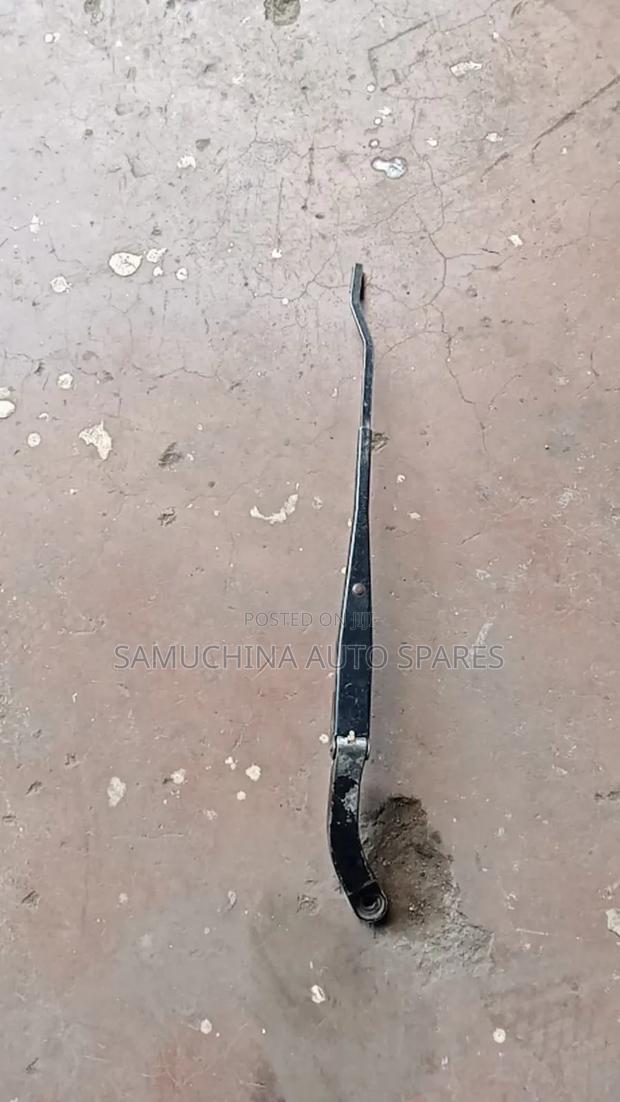 Front Wiper Arm Toyota Ae 100/110