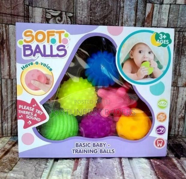 6pcs Kids Soft Balls.