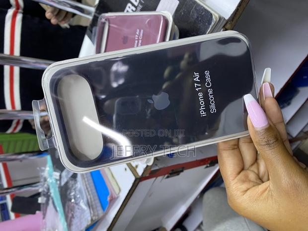 Sunsky iPhone 17 Air Solid Color Liquid Silicone Phone Case - thumbnail 2