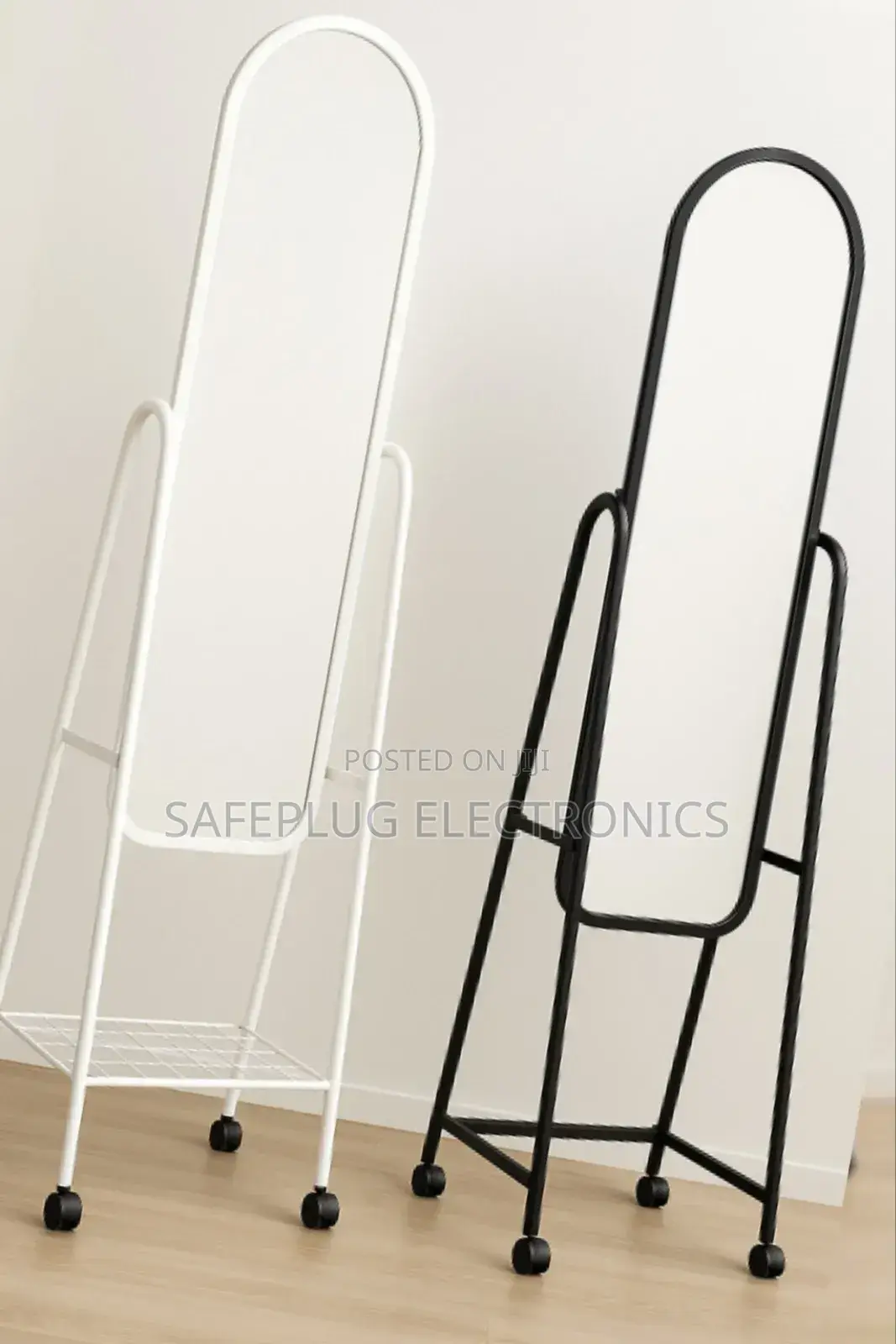 Mirror // Portable Makeup Mirror With Wheels