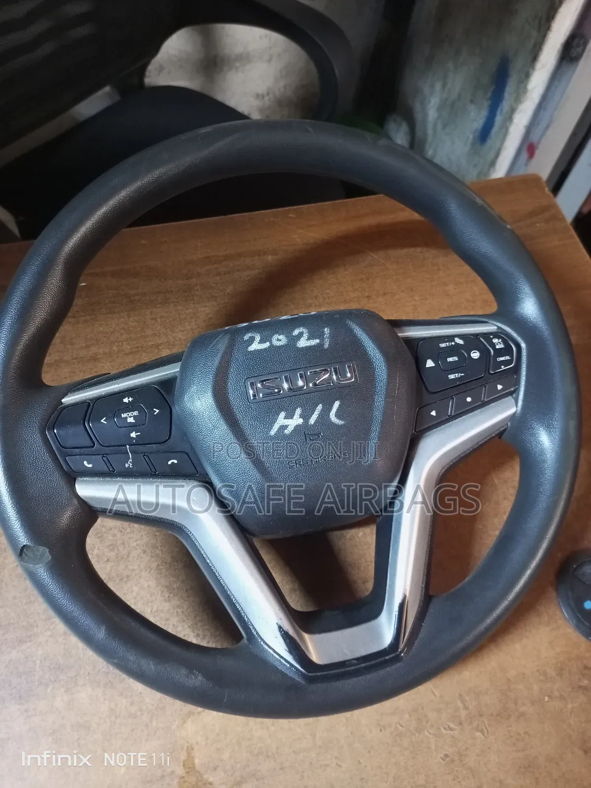 Isuzu Mux / D Max Steering Wheel