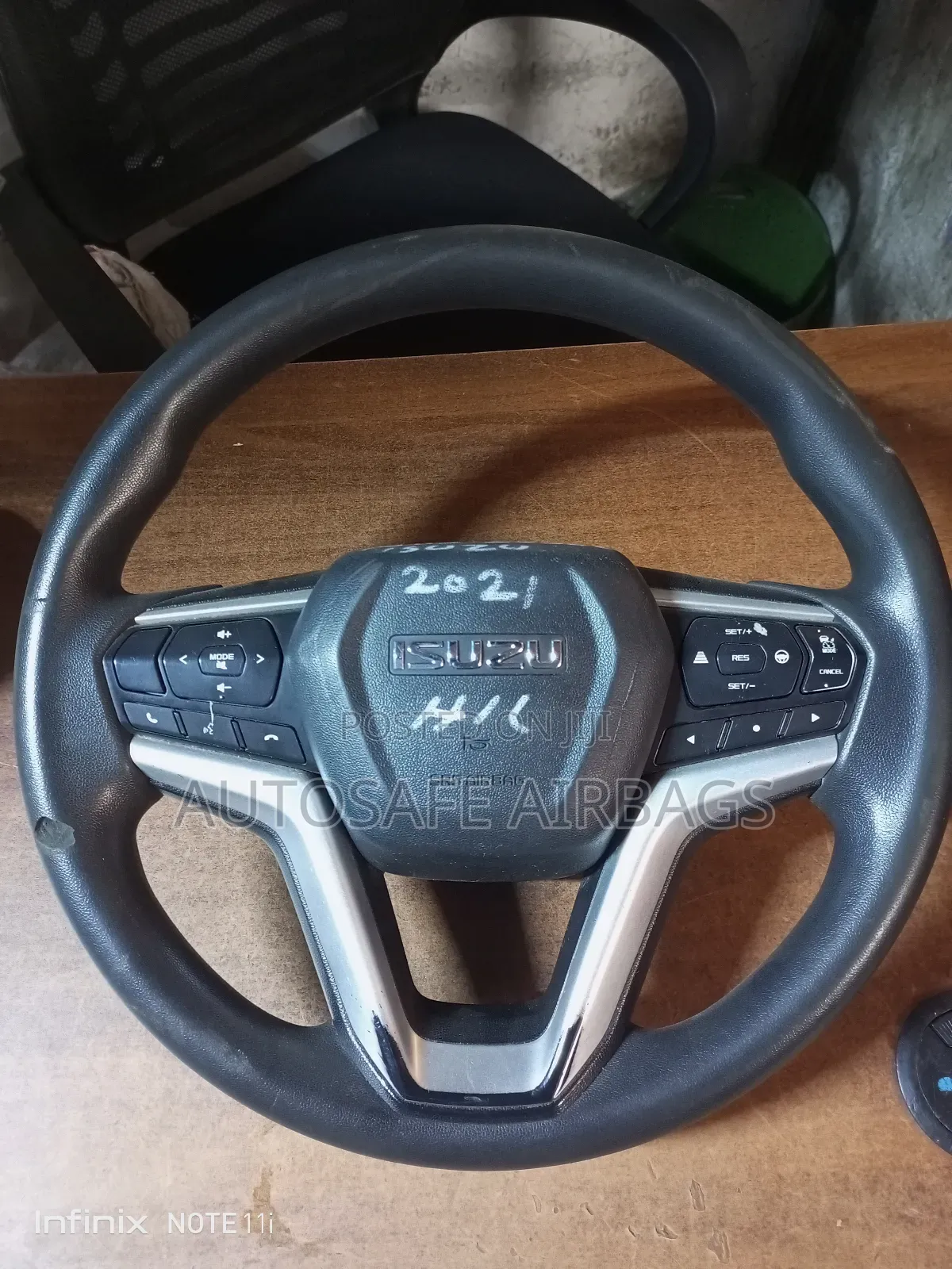 Isuzu Mux / D Max Steering Wheel