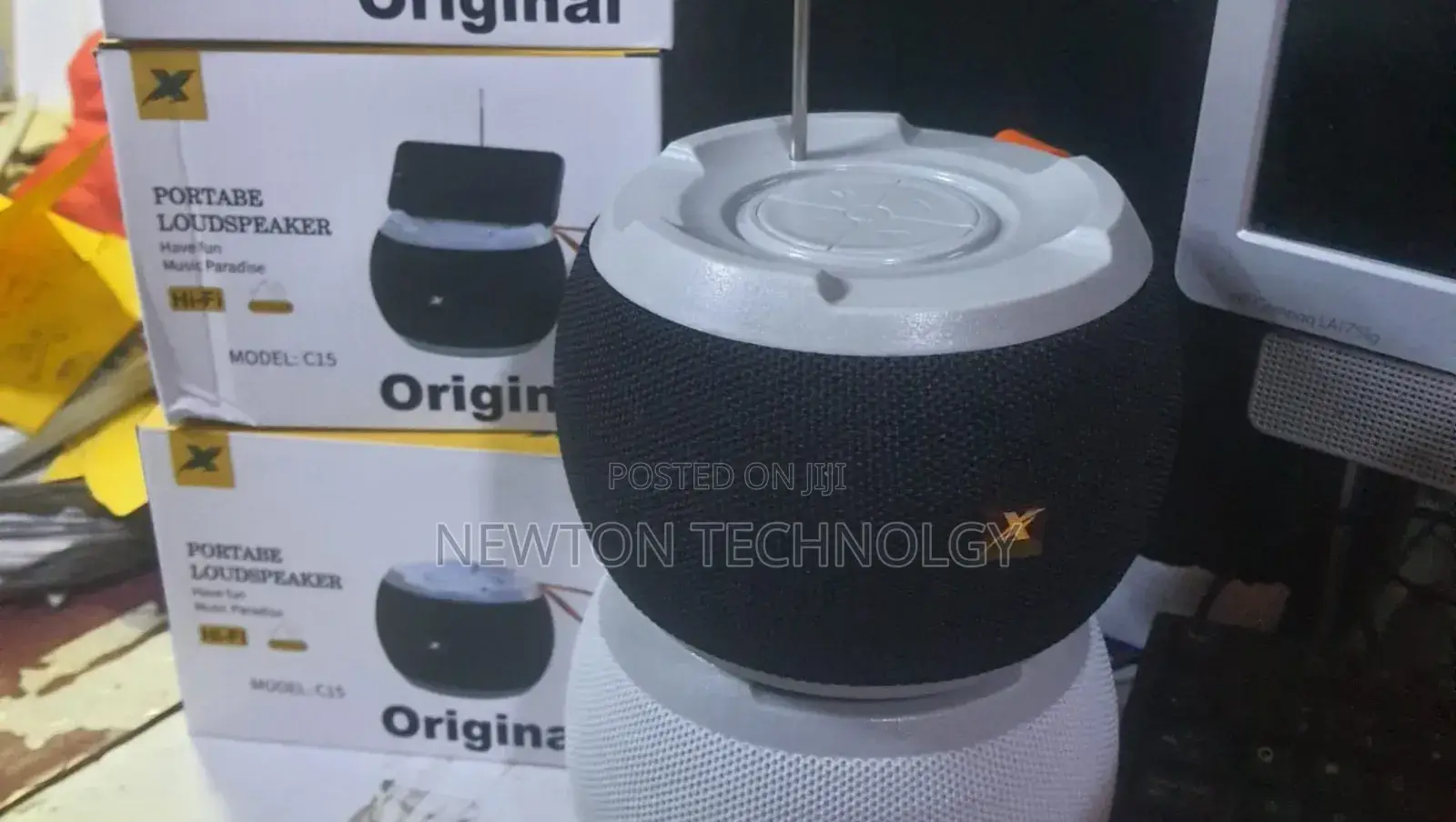 C15 Bluetooth Speaker Available in Black and White