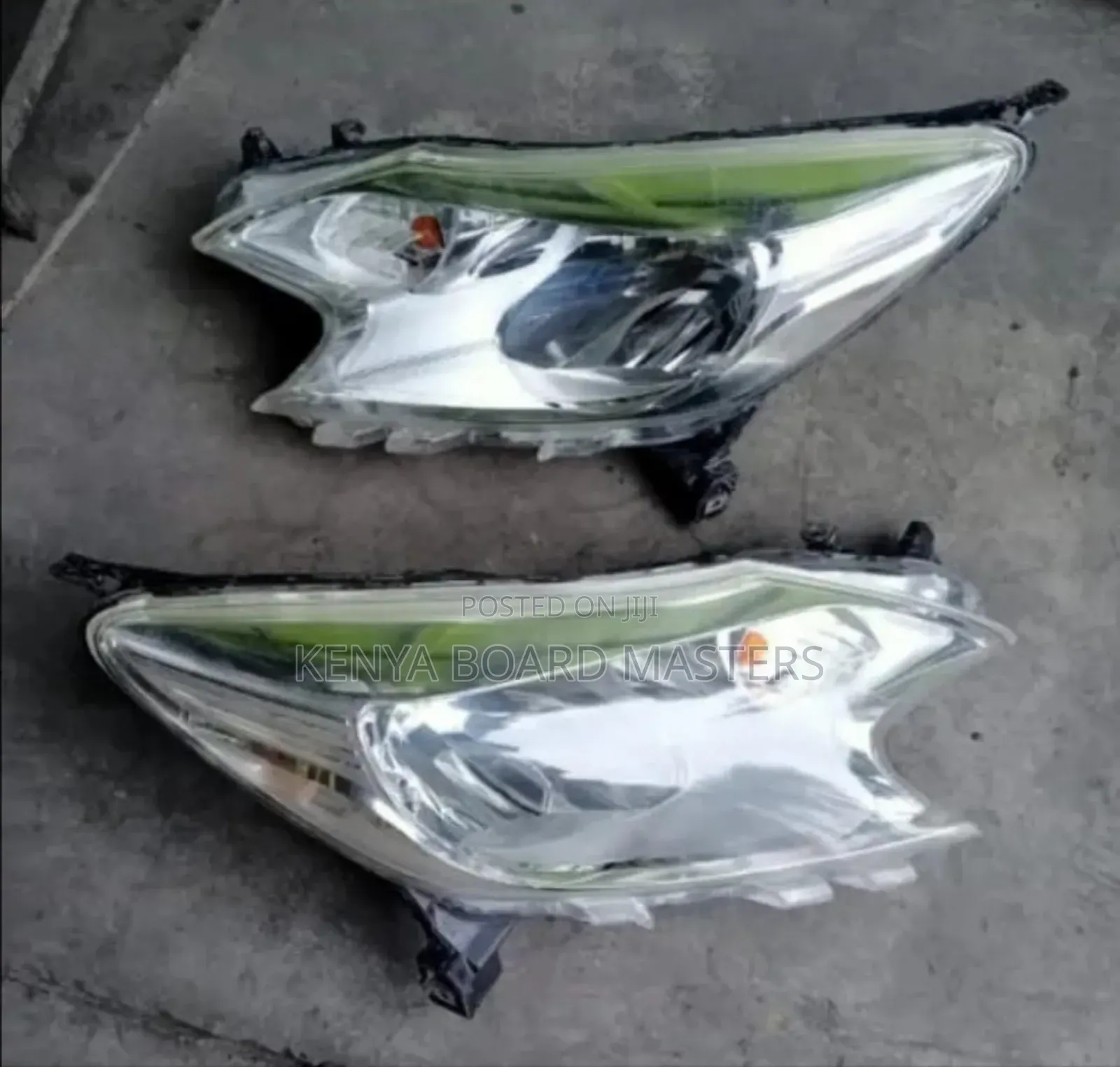 Nissan Note 2012 Headlight