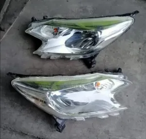 Nissan Note 2012 Headlight