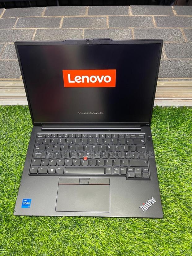Laptop Lenovo ThinkPad E14 G5 16GB Intel Core I5 SSD 512GB - main view