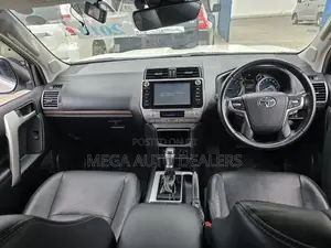 Toyota Land Cruiser Prado 2018 White