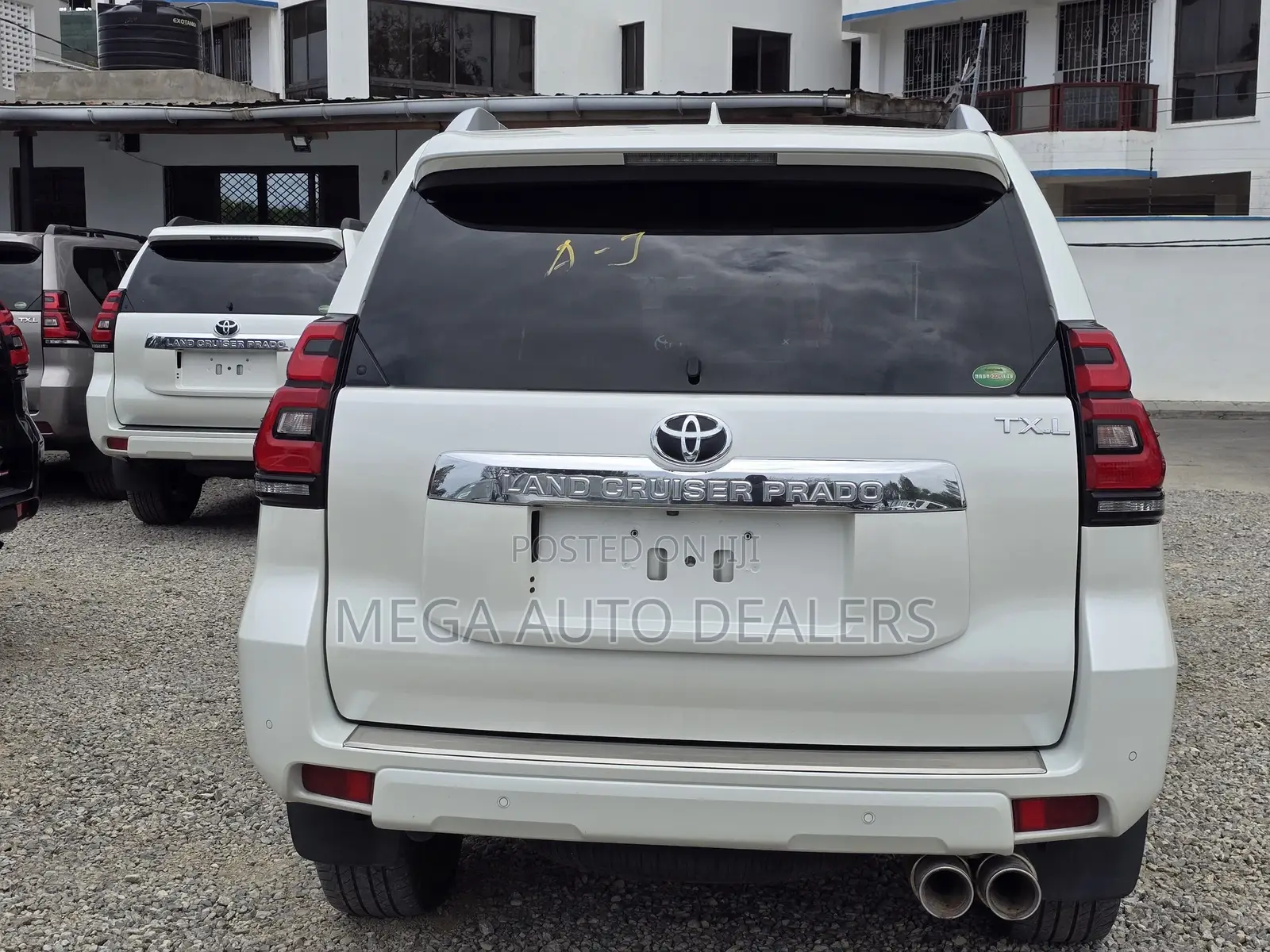 Toyota Land Cruiser Prado 2018 White
