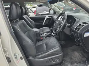 Toyota Land Cruiser Prado 2018 White
